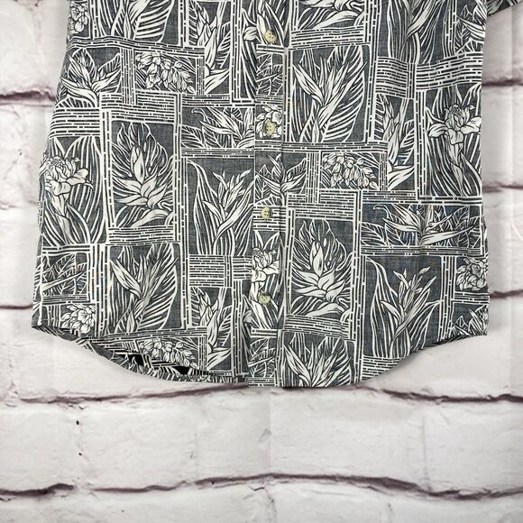 DejaVu Mens Shirt SZ M Hawaiian Short Sleeve Cotton Black White Floral Cotton - Picture 5 of 12
